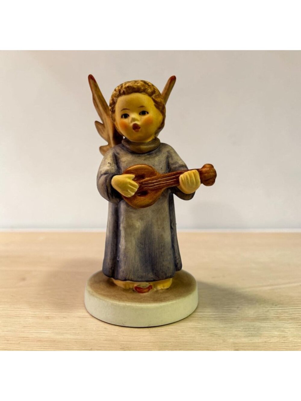 Goebel Hummel Festival Harmony 3" Figurine Angel Playing Mandolin 172/0 1990s